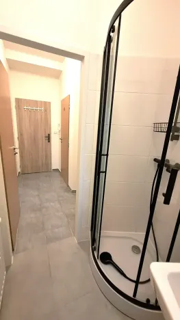Pronájem bytu 1+kk, Praha - Vysočany, Vysočanské náměstí, 35 m2