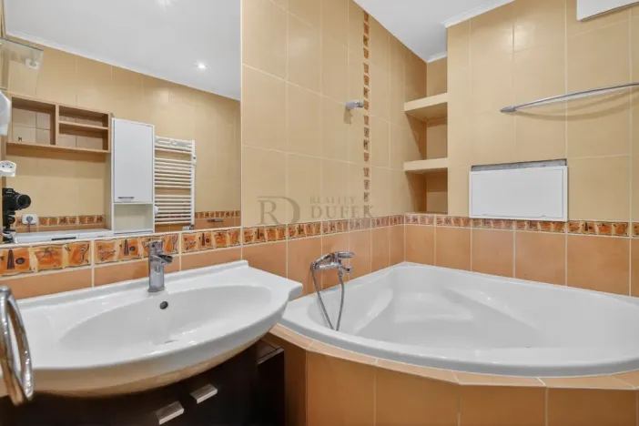 Prodej bytu 2+kk, Praha - Michle, Novobohdalecká, 40 m2