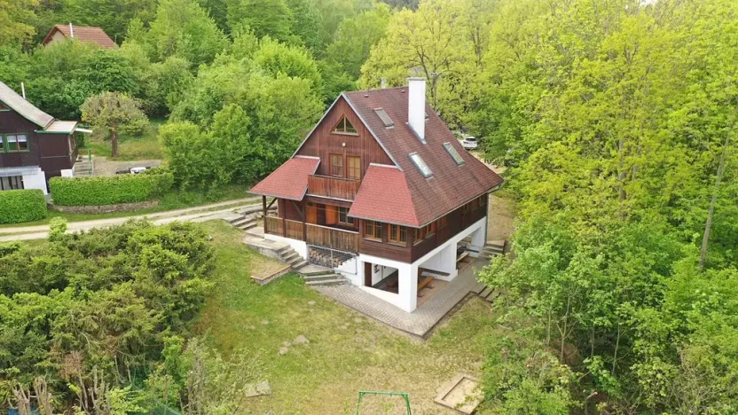 Prodej chaty, Oslnovice, 182 m2