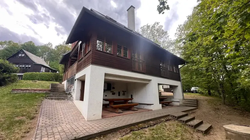 Prodej chaty, Oslnovice, 182 m2
