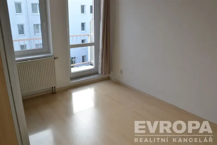 Pronájem bytu 2+kk, Praha - Kyje, Lásenická, 52 m2