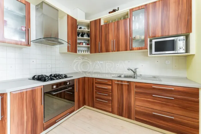 Prodej bytu 3+1, Praha - Nusle, Družstevní ochoz, 74 m2