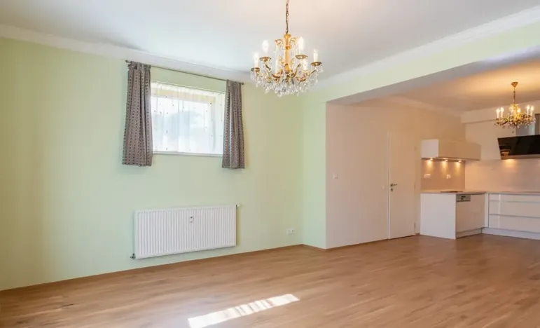Prodej kanceláře, Holubice, 63 m2