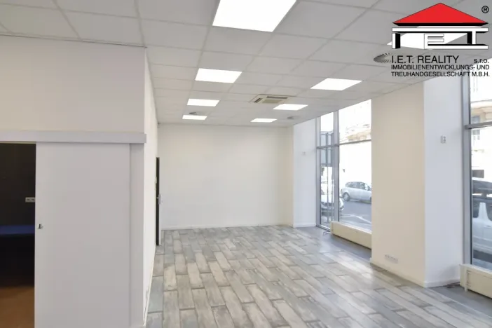 Pronájem obchodního prostoru, Ostrava, Na Hradbách, 73 m2