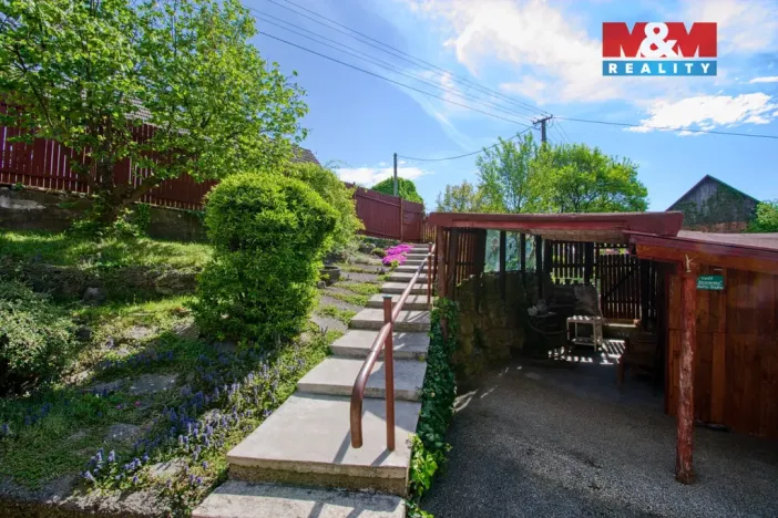 Prodej chalupy, Lešná, 50 m2
