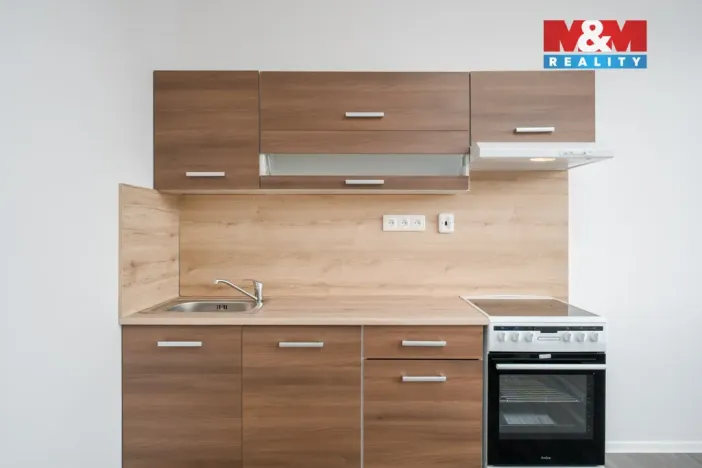 Pronájem bytu 1+1, Ústí nad Labem - Krásné Březno, Rozcestí, 41 m2