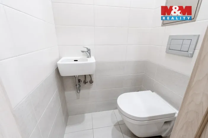 Prodej bytu 3+1, Třebíč - Borovina, Zahraničního odboje, 74 m2