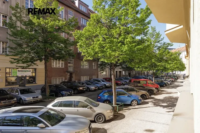 Prodej bytu 3+1, Praha - Bubeneč, Terronská, 91 m2