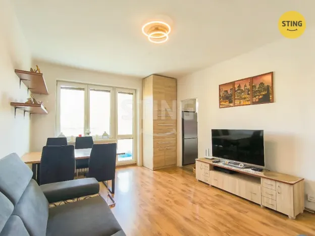 Prodej bytu 2+1, Karviná, tř. Těreškovové, 56 m2
