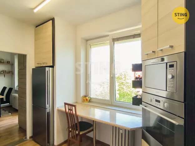 Prodej bytu 2+1, Karviná, tř. Těreškovové, 56 m2
