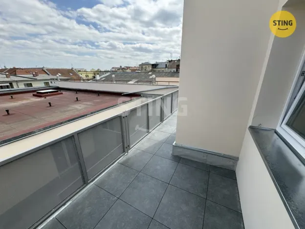 Pronájem bytu 2+kk, Prostějov, Žižkovo nám., 76 m2
