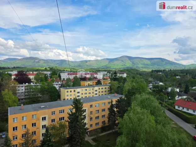 Pronájem bytu 3+1, Frenštát pod Radhoštěm, Školská čtvrť, 70 m2