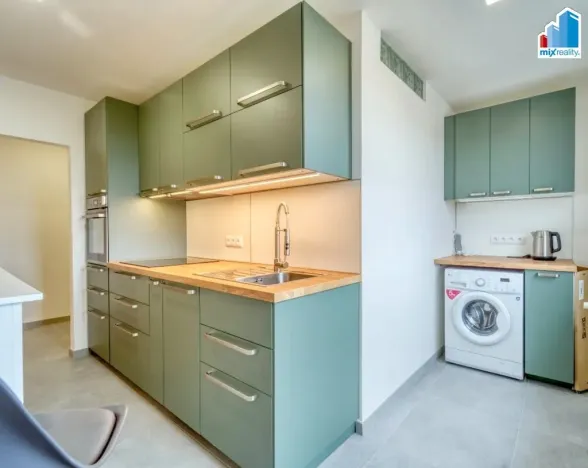 Pronájem bytu 1+1, Klatovy - Klatovy II, Pod Nemocnicí, 40 m2