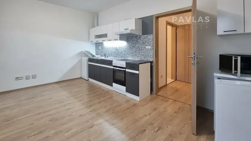 Pronájem bytu 1+kk, České Budějovice, Lidická tř., 29 m2