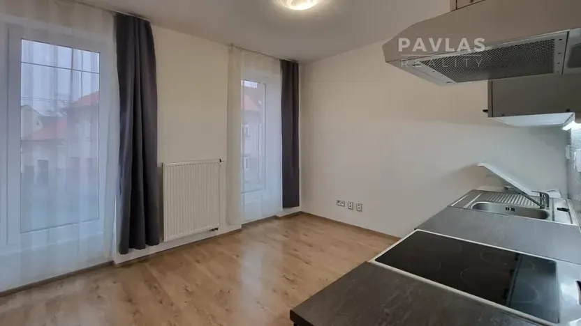 Pronájem bytu 1+kk, České Budějovice, Lidická tř., 29 m2