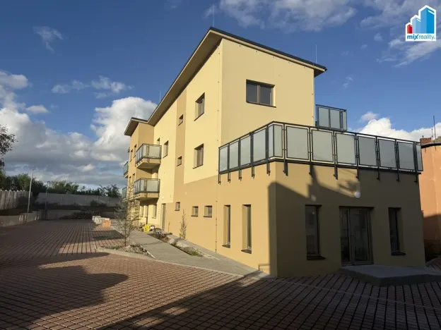 Pronájem kanceláře, Nýřany, Benešova třída, 60 m2