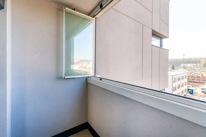 Pronájem bytu 1+kk, Praha - Vysočany, Poděbradská, 39 m2
