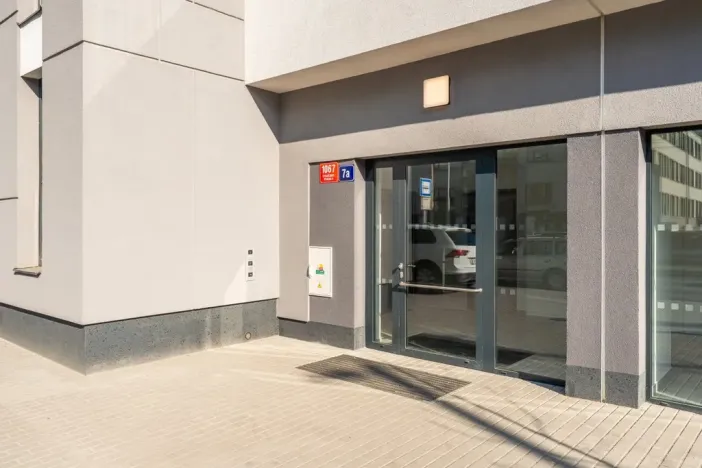 Pronájem bytu 1+kk, Praha - Vysočany, Poděbradská, 39 m2
