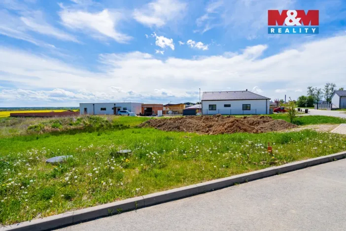 Prodej pozemku pro bydlení, Lišov, 820 m2