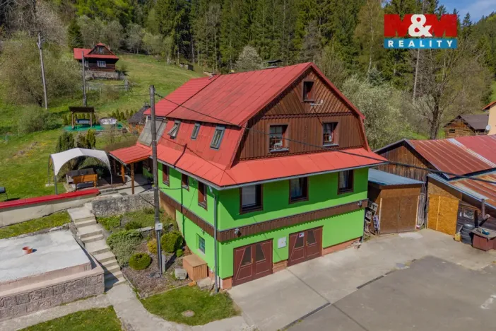 Prodej rodinného domu, Velké Karlovice, 180 m2