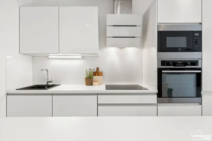 Prodej bytu 2+kk, Praha - Stodůlky, Svitákova, 49 m2