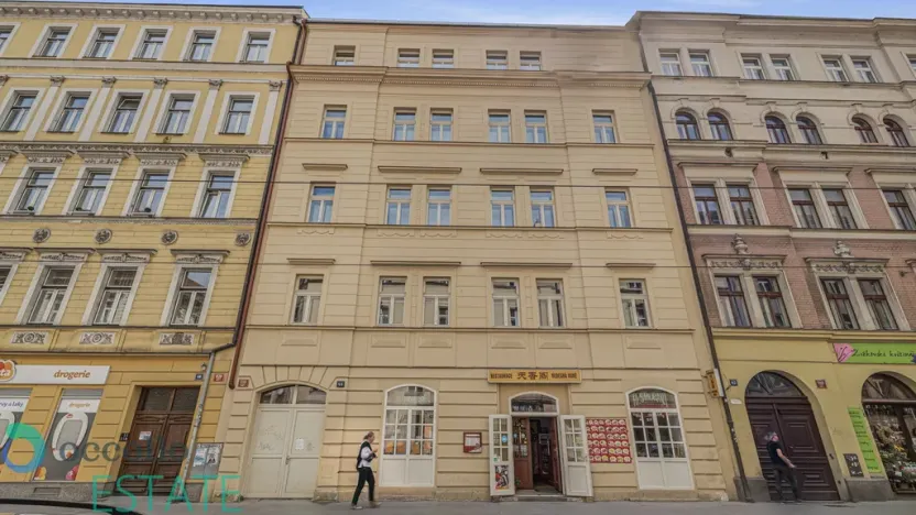 Pronájem bytu 1+kk, Praha, Seifertova, 26 m2