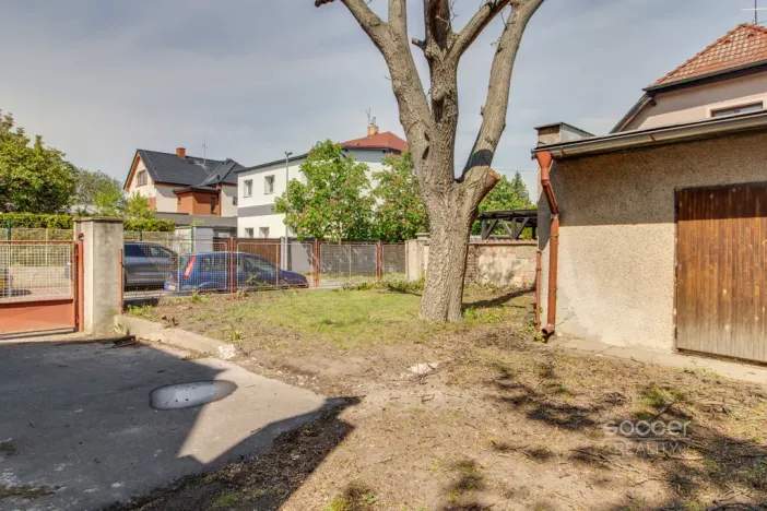 Pronájem zahrady, Praha - Horní Počernice, Náchodská, 450 m2