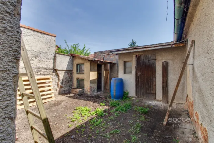 Pronájem zahrady, Praha - Horní Počernice, Náchodská, 450 m2