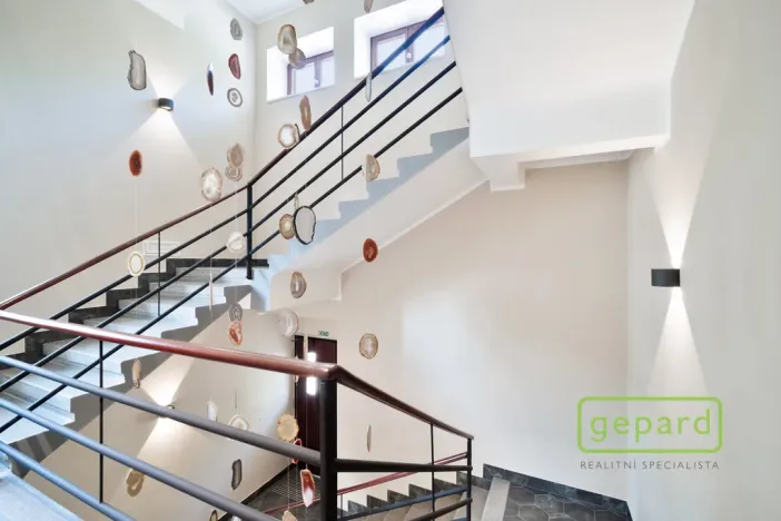 Pronájem bytu 2+kk, Praha - Vinohrady, Perucká, 71 m2