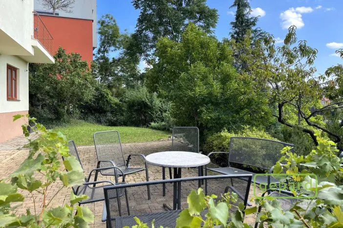 Pronájem bytu 2+kk, Praha - Vinohrady, Perucká, 71 m2