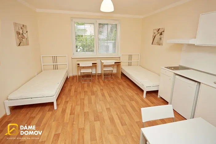 Pronájem bytu 1+kk, Zlín - Prštné, L. Váchy, 24 m2