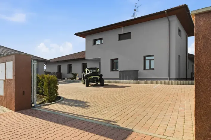 Prodej kanceláře, Velké Přítočno, Sluneční, 350 m2