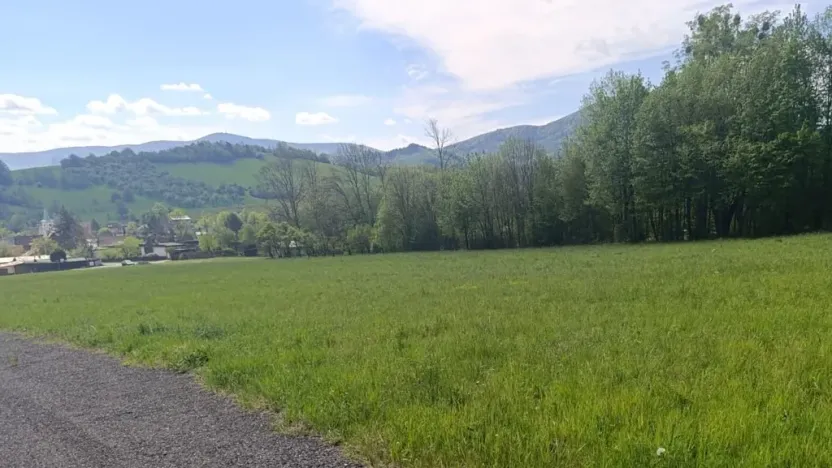 Prodej pozemku pro bydlení, Lichnov, 1484 m2