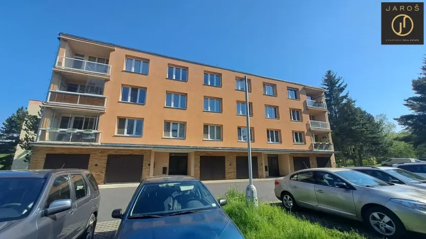 Prodej bytu 3+1, Dalovice, Na Výsluní, 84 m2