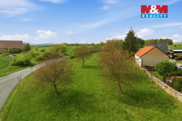 Prodej pozemku pro bydlení, Břežany, 8048 m2