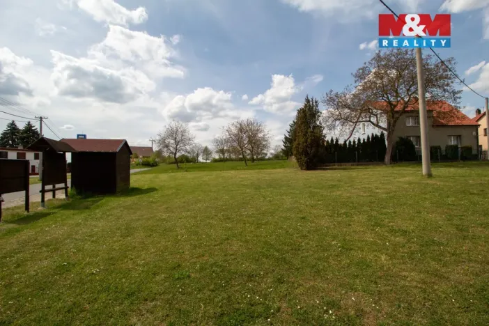 Prodej pozemku pro bydlení, Břežany, 8048 m2