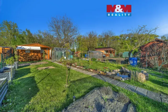 Prodej zahrady, Rybitví, 148 m2