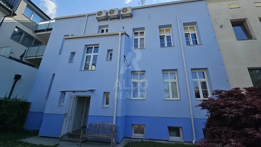 Pronájem bytu 2+kk, České Budějovice, Lipenská, 74 m2