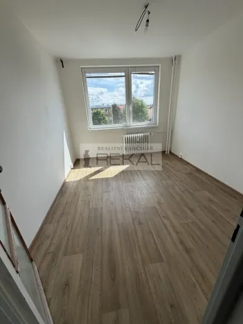 Pronájem bytu 3+1, Praha - Krč, Vikova, 68 m2