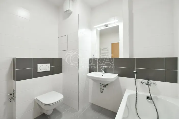 Pronájem bytu 1+kk, Praha - Čakovice, Tryskovická, 40 m2
