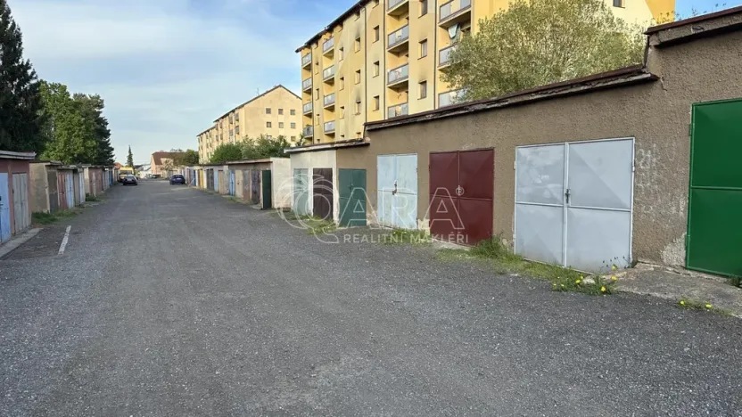 Prodej garáže, Hořovice, Na Radosti, 16 m2
