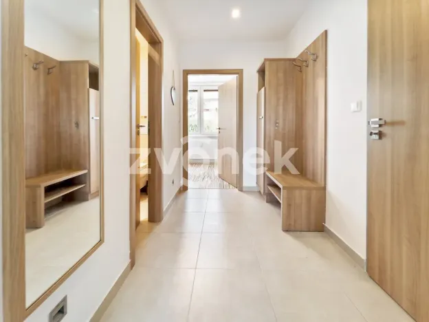 Pronájem bytu 2+kk, Zlín, Javorová, 34 m2