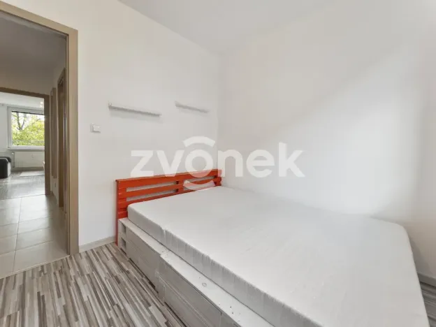 Pronájem bytu 2+kk, Zlín, Javorová, 34 m2