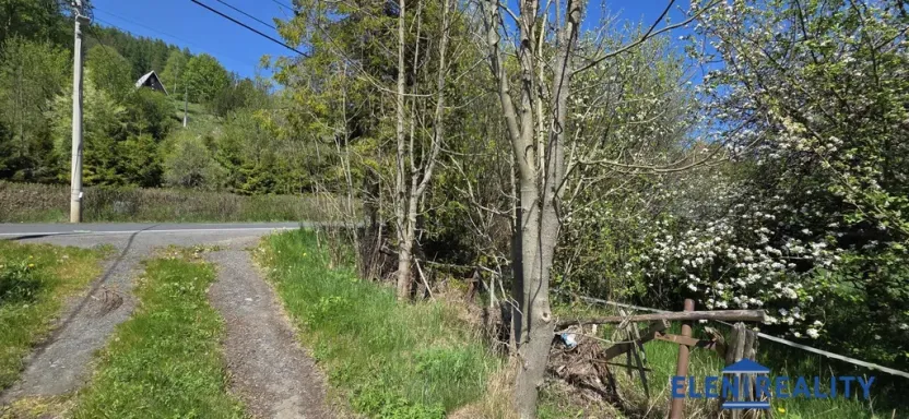 Prodej pozemku pro bydlení, Spálené, 2148 m2