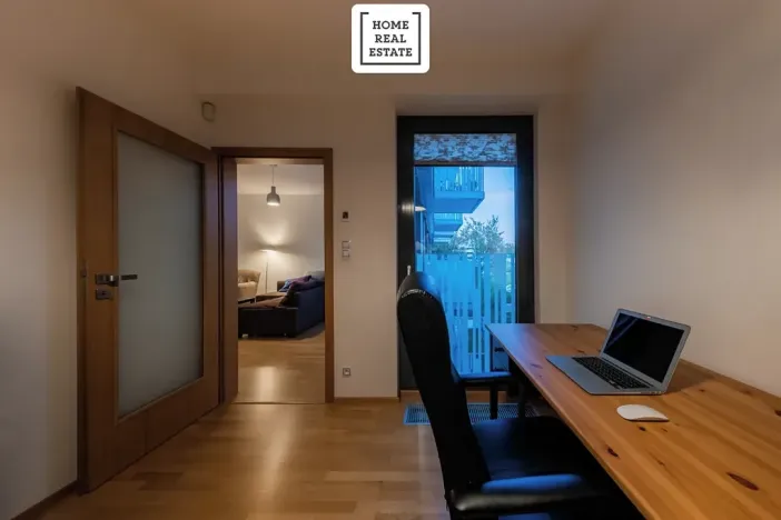 Pronájem bytu 2+kk, Praha - Žižkov, Olšanská, 71 m2