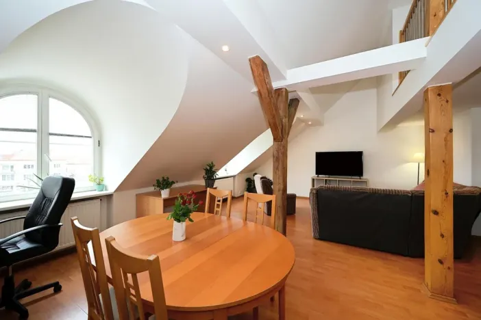 Pronájem bytu 2+1, Praha - Žižkov, Baranova, 85 m2