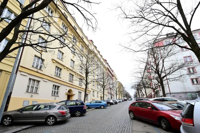 Pronájem bytu 2+1, Praha - Žižkov, Baranova, 85 m2