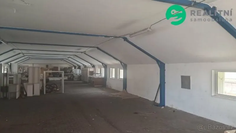 Pronájem skladu, Trutnov - Volanov, Na statku, 8 m2