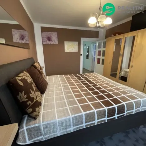Prodej bytu 2+1, Klášterec nad Ohří, 17. listopadu, 63 m2