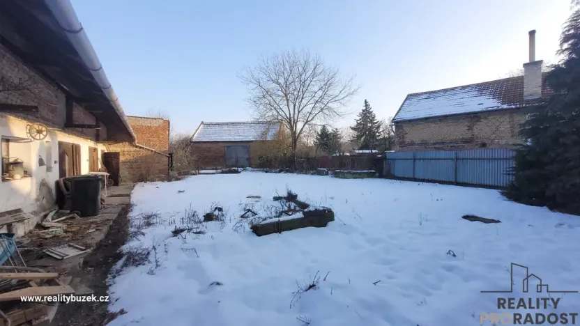 Pronájem zemědělské usedlosti, Střeň, 100 m2